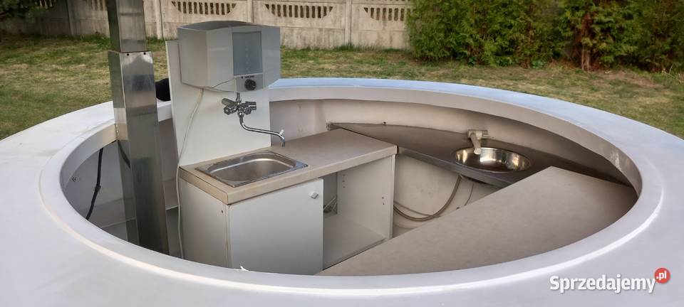 Stoisko handlowe w kształcie POMARAŃCZY łódzkie Łódź