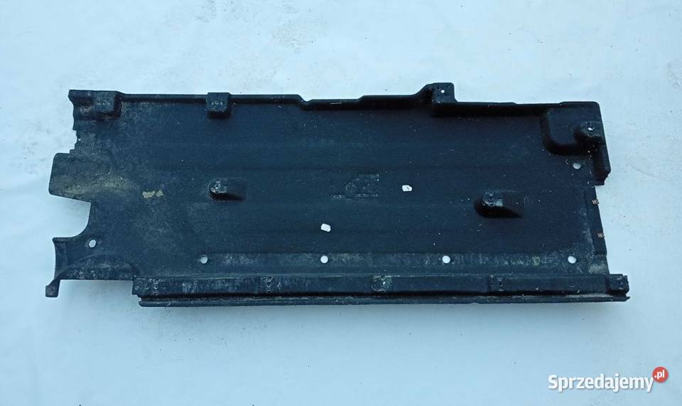 Audi Q3 8U Lift osłona podwozia lewa Przeźmierowo