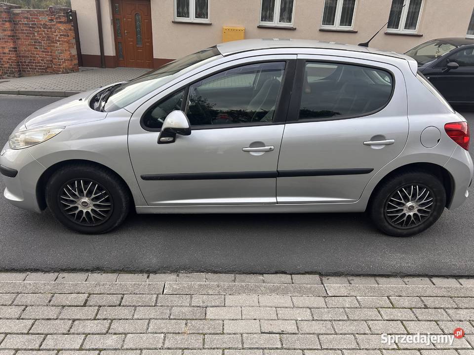Peugeot 207 14 Benzyna 95 2008 r 190 000 Kostrzyn