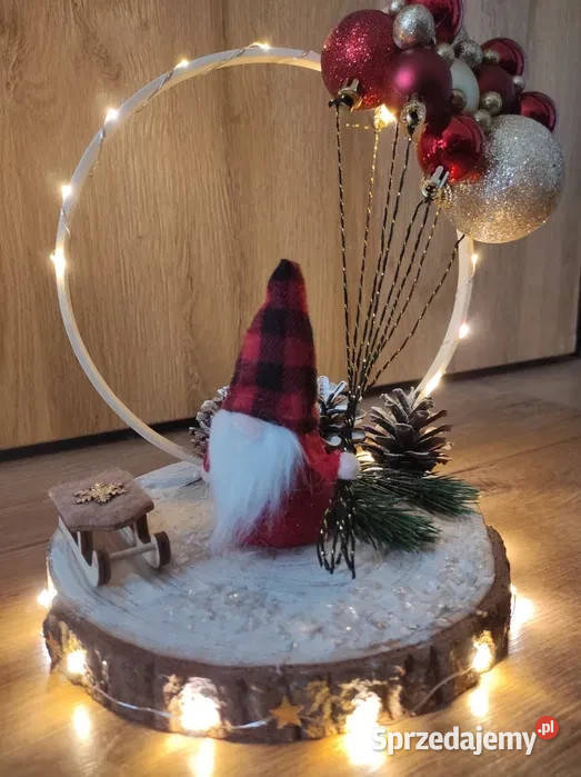 Stroik skrzat na sankach czerwony Oleśnica sprzedam