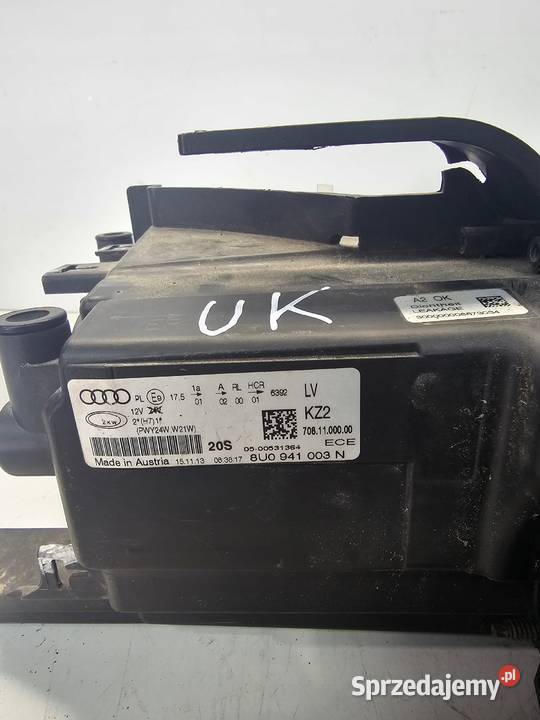 REFLEKTOR LEWY ZWYKŁY AUDI Q3 8U 8U0941003N osobowe Przystajń sprzedam