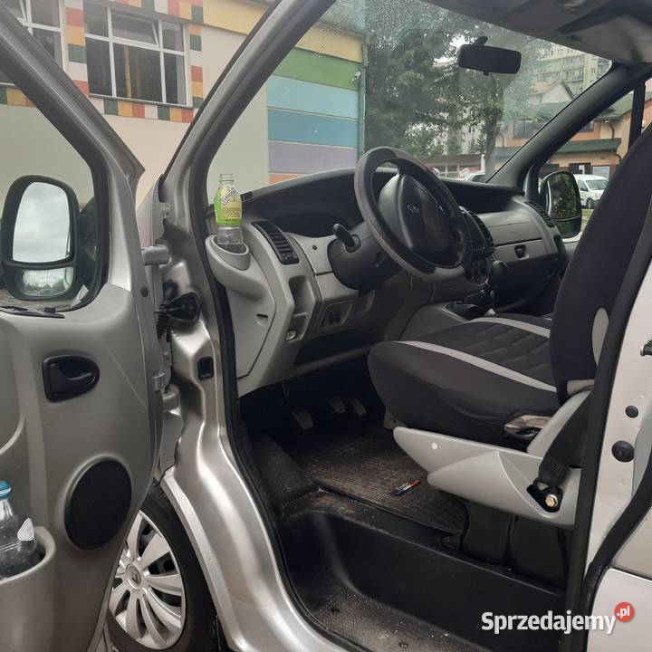Renault Trafic 2003r 19 dci moc 101 9 osobowy Tarnów