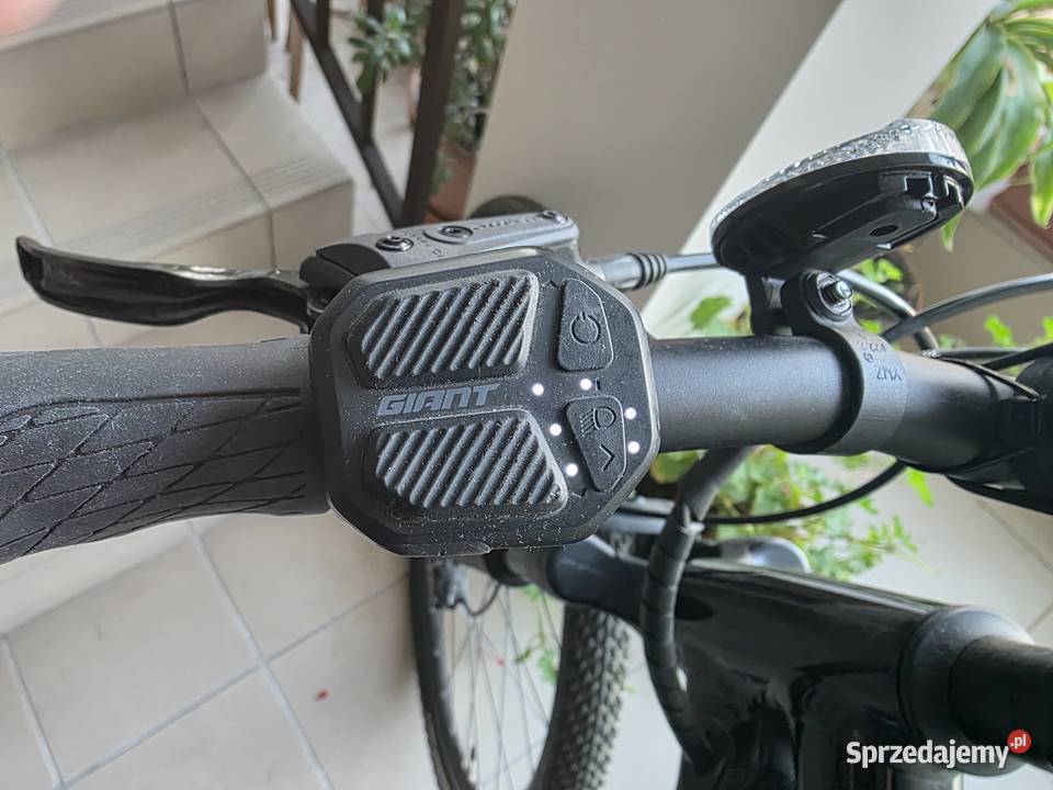 NOWY Rower elektryczny Giant Roam E GTS 2022 Kraków