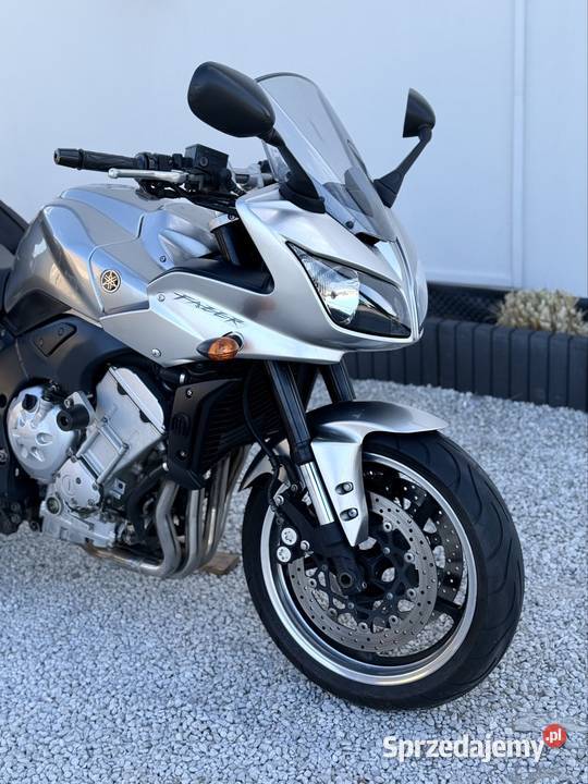 Yamaha FZ1 Doinwestowana Ładny stan Lubanie sprzedam
