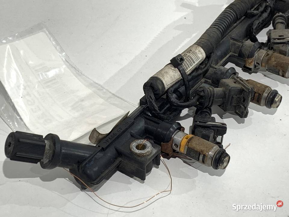 LISTWA WTRYSKOWA FIAT LINEA CB261B 14 77 Listwy wtryskowe