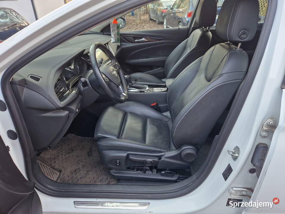 Opel Insignie stan Bogate wyposażenie Bydgoszcz sprzedam