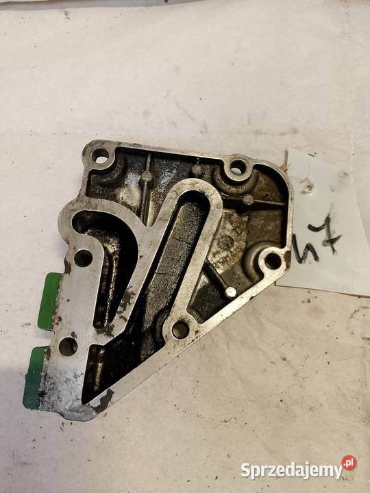 OBUDOWA CHŁODNICY OLEJU JOHN DEERE RE56690 Turek