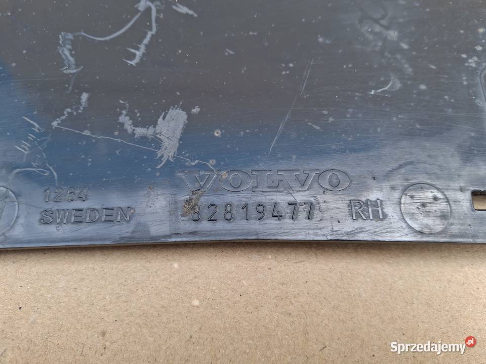 VOLVO FH4 STOPNICA PRAWA NADKOLE TREP MOCOWANIE Bieleń