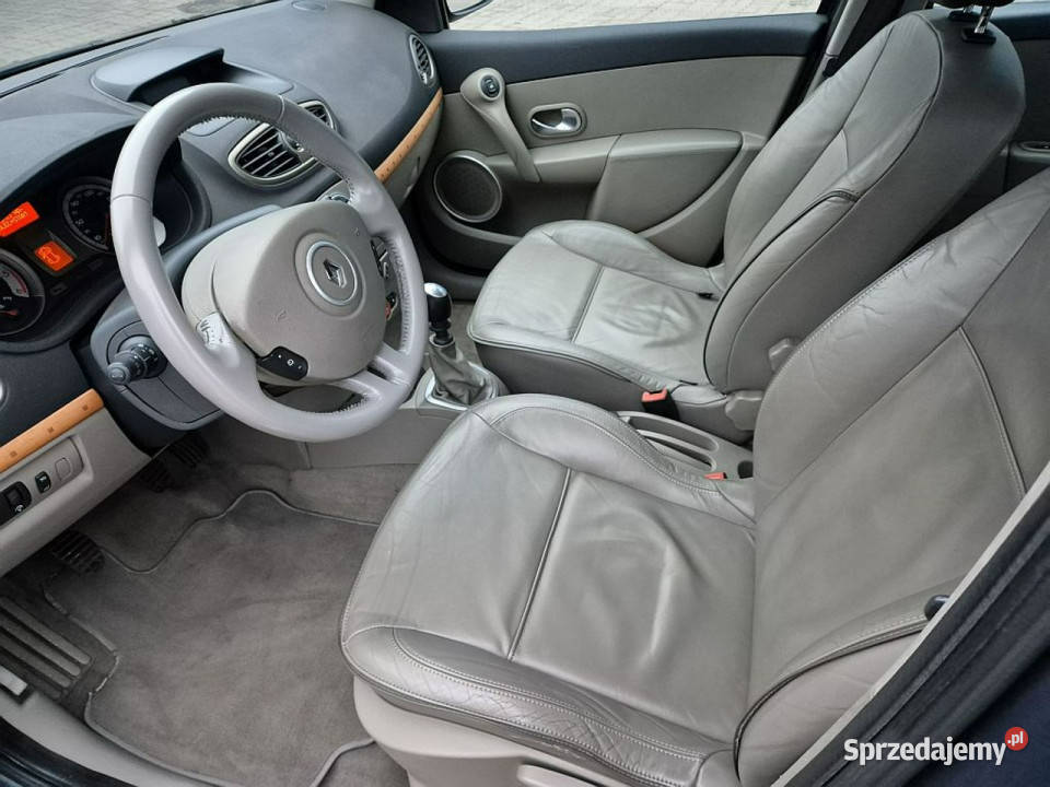 Renault Clio GWARANCJA INITIALE 15 dCi xenon isofix