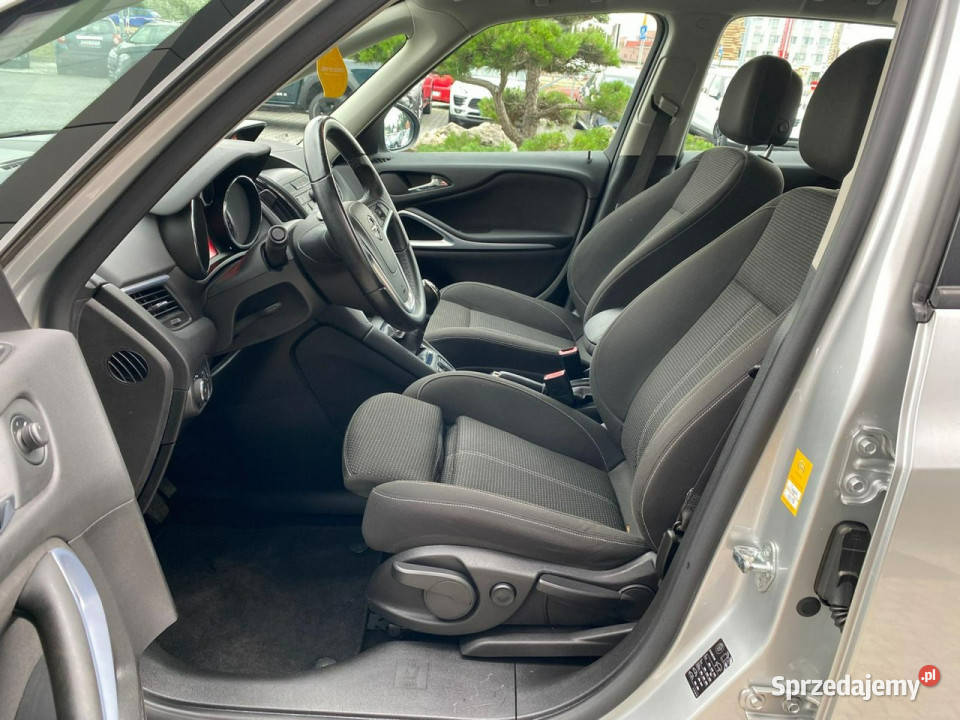 Opel Zafira podgrz fot DRL nawigacja centralny zamek Żory