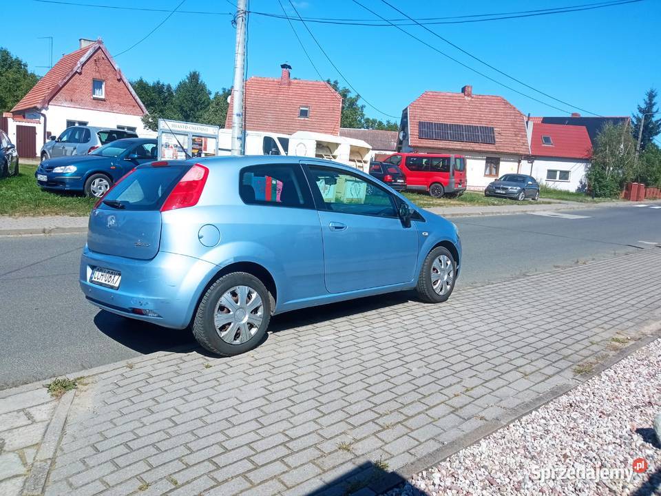 Fiat Punto Grande 14 Benz 75 3d nieuszkodzony Chełmno