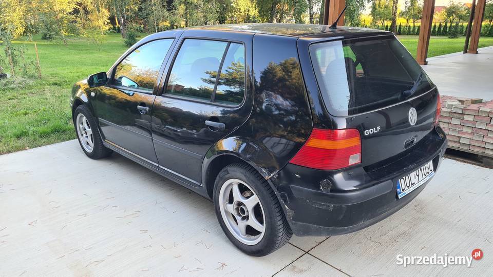 Volkswagen golf 4 IV 14 16v Klima nieuszkodzony Poniatowice sprzedam