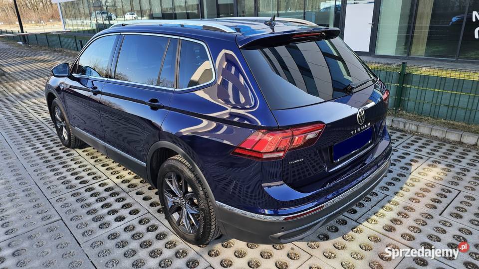 VW Tiguan 2023 Allspace Hak bezwypadkowy Salon Kraków