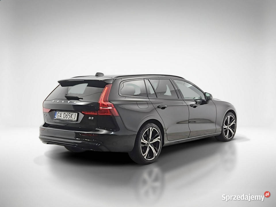 Volvo V60 B3 B Plus Dark aut Z Polskiego Salonu serwisowany w ASO