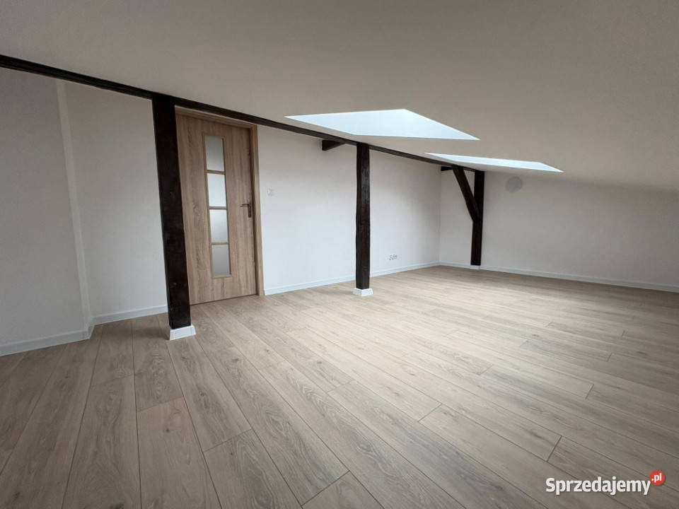 Mieszkanie na poddaszu Sosnowiec sprzedam