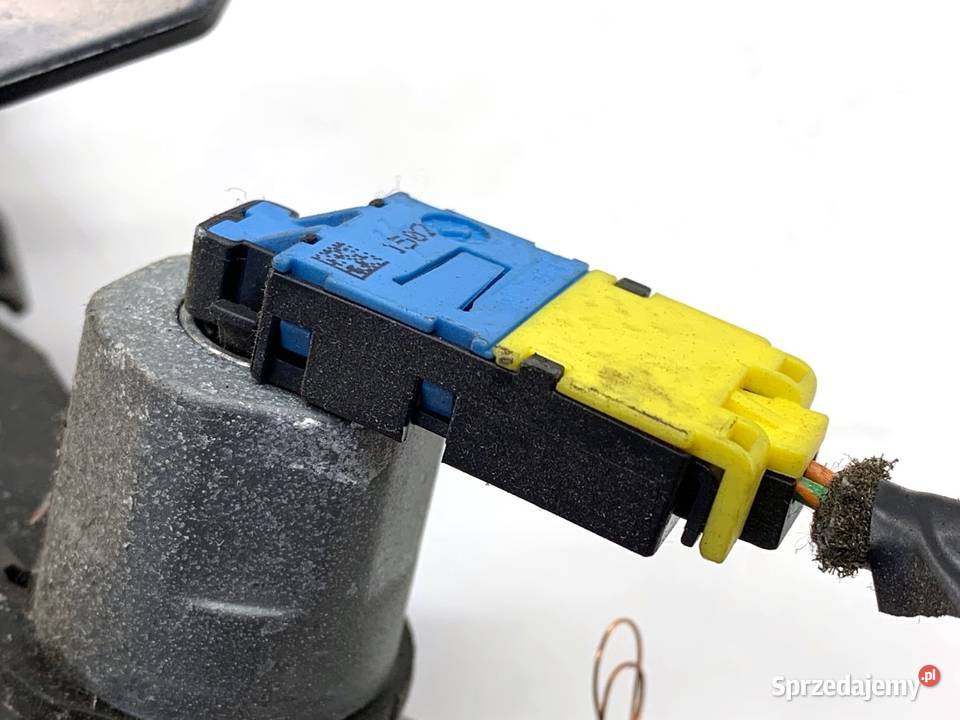 PAS BEZPIECZEŃSTWA LEWY PRZÓD VOLVO S60 I 0010 sprzedam