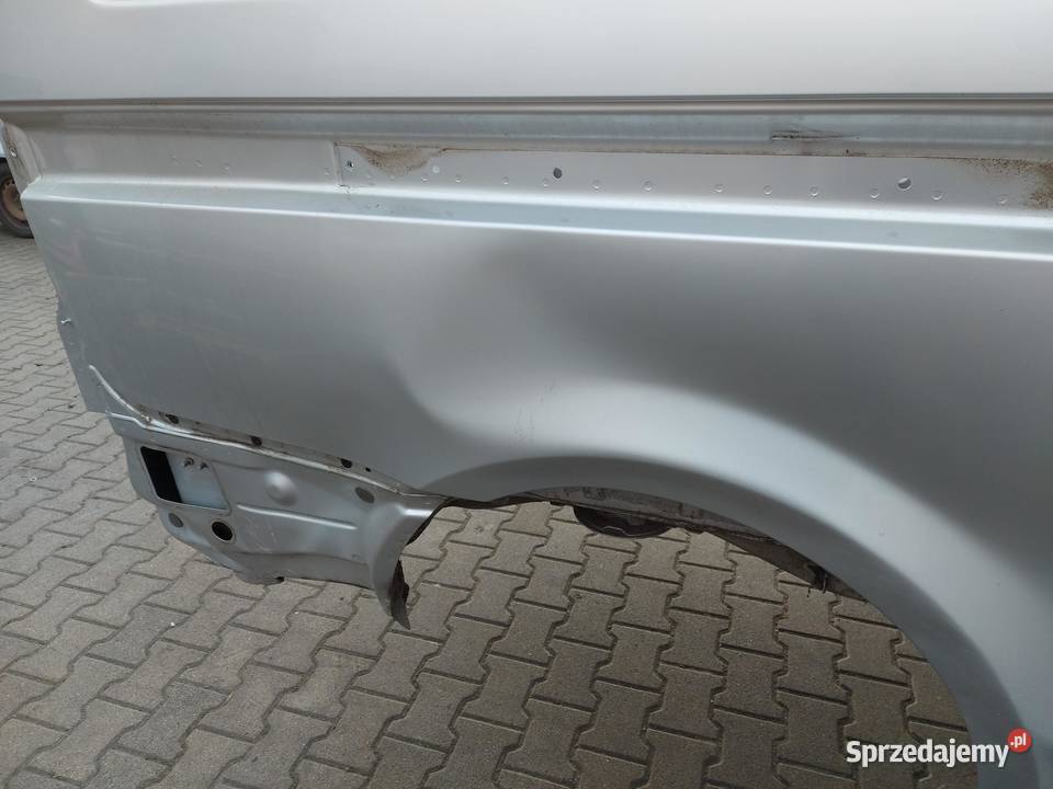 Mercedes EQV w447 Vklasa ćwiartka błotnik lewy