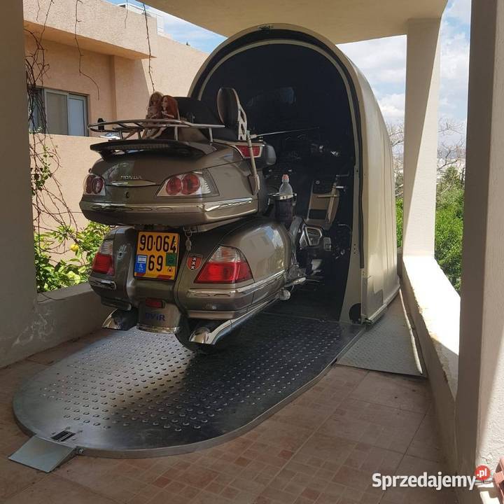 Garaż na motocykl 111km Mielec