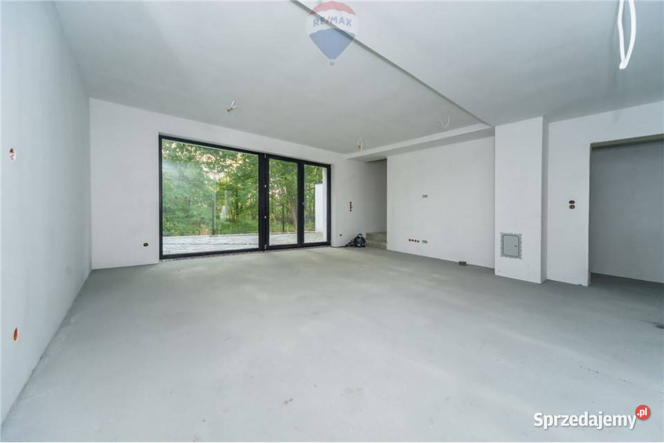 Nowy ekonomiczny dom w zabudowie bliźniaczej Oświęcim