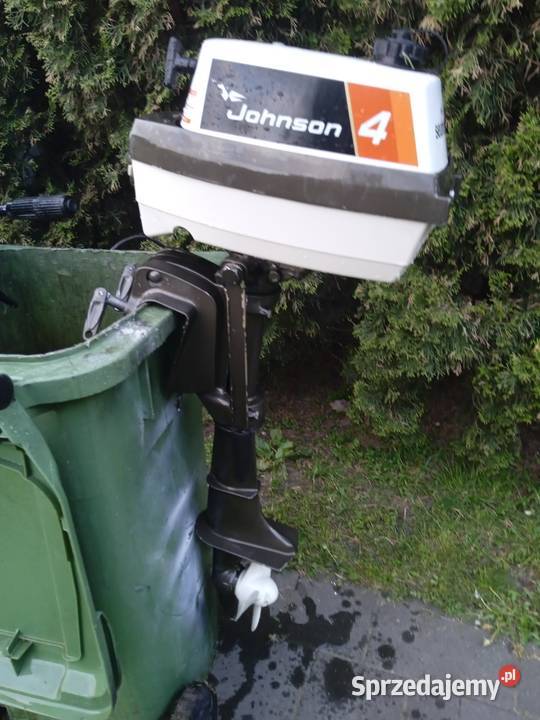 Silnik zaburtowy Johnson Evinrude 4 Tłuszcz