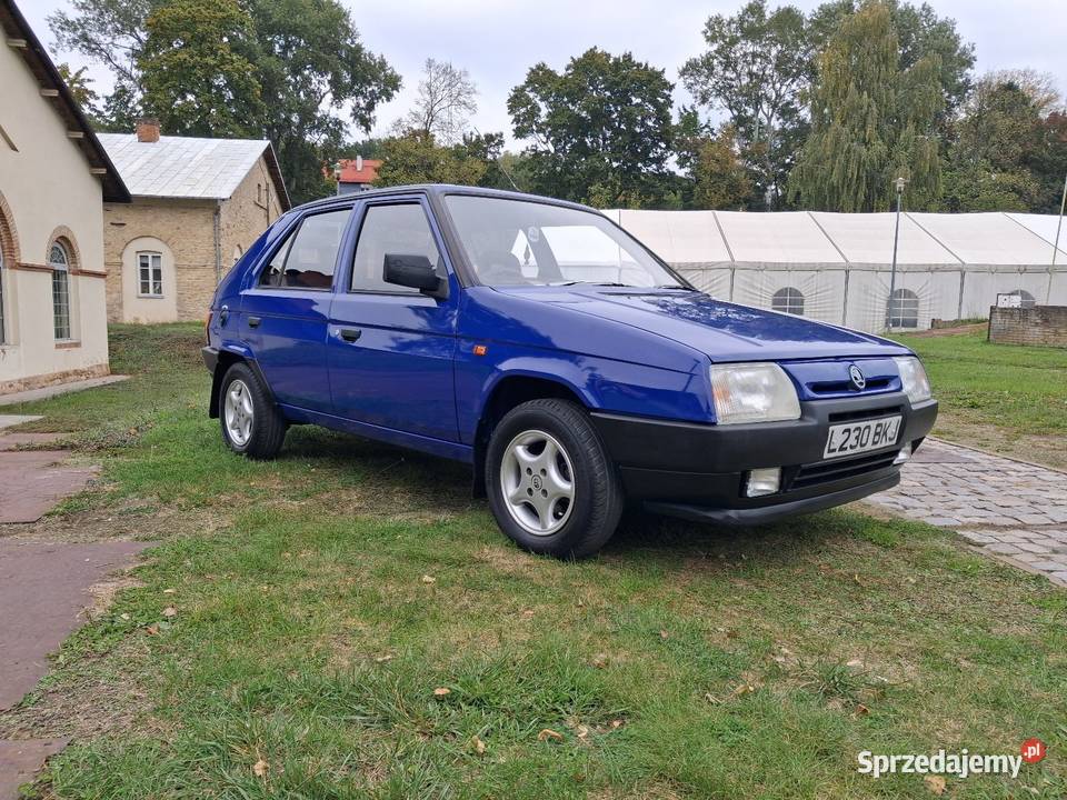 Skoda Favorit RHD Anglik 044400 mil 1993r Starachowice sprzedam