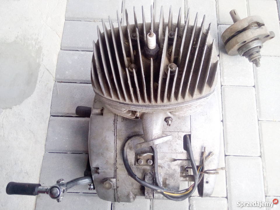 Silnik WSK 175 wał Tomaszów Lubelski