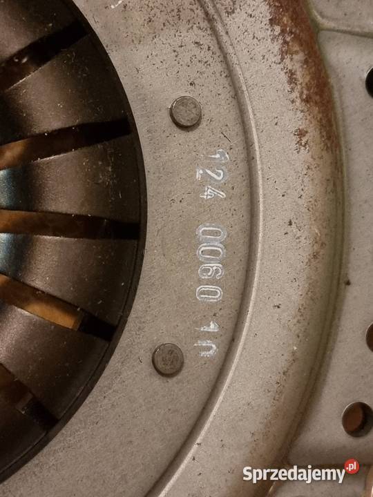 Zestaw sprzęgła VALEO 801177 SENATOR B Omega A osobowe