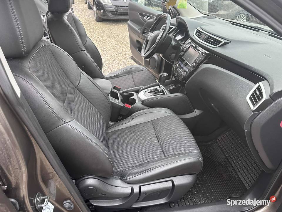 Nissan Qashqai 2015 Bogata Wersja Wyposażenia brązowy Ładna