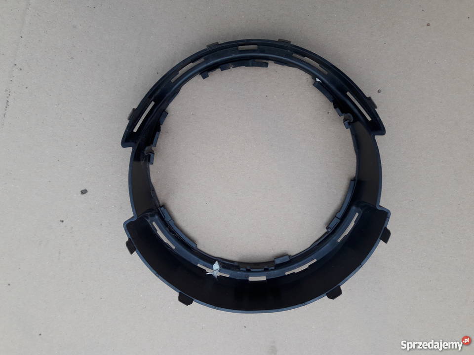 MERCEDES GLA PODSTAWKA LOGA PRZÓD 15688805000 lubuskie Bieleń