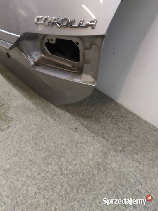 KLAPA TYŁ SEDAN LIFT E16 E17 E18 Toyota Corolla