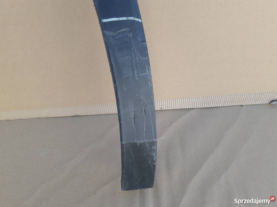 VW TIGUAN II LISTWA BŁOTNIKA PRAWY PRZÓD Bieleń