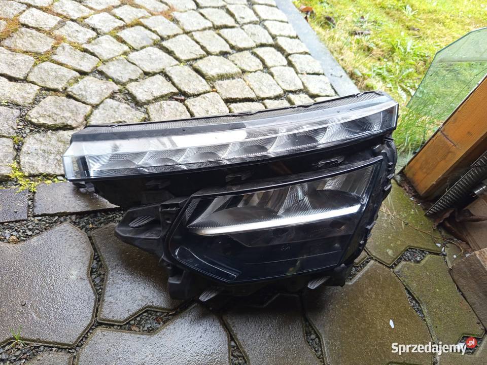 Reflektor lewy skoda kamiq full LED orginal podkarpackie Rzeszów sprzedam