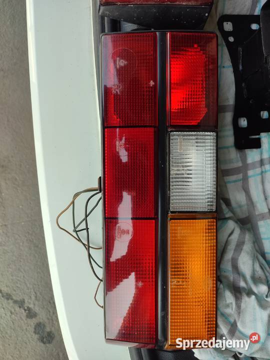 Lampy tył GOLF I długie komplet Lampy tylne Brzeg