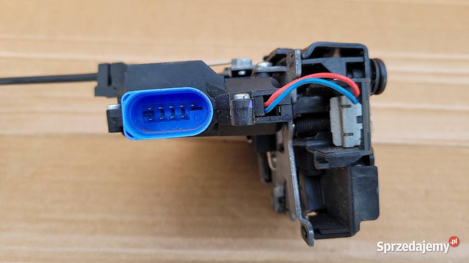 zamek drzwi prawy prawa skoda roomster sprawny Gorzyczki