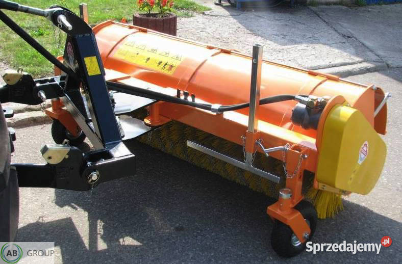 Zamiatarka ciągnikowa Pomarol ZS 150 Pozostałe