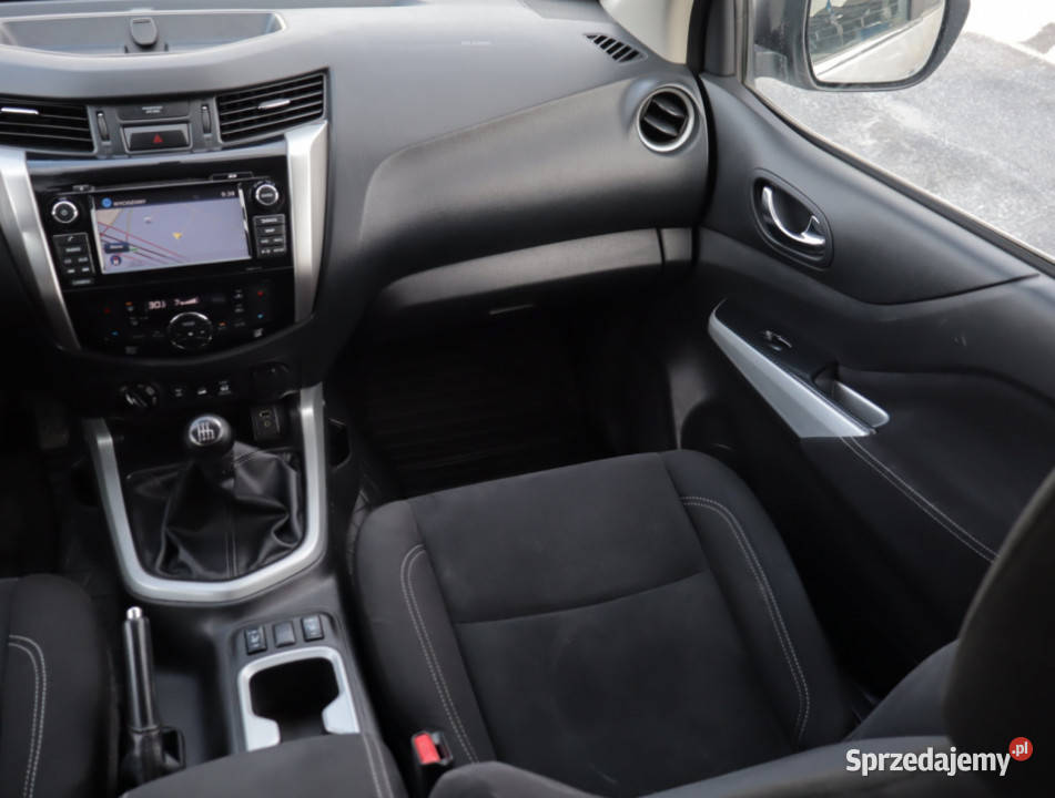 Nissan Navara 23 dCi nieuszkodzony Lublin