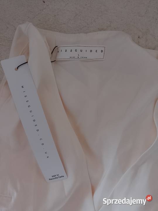 40L Missguided kamizelka z ozdobnymi guzikami z Kraków sprzedam