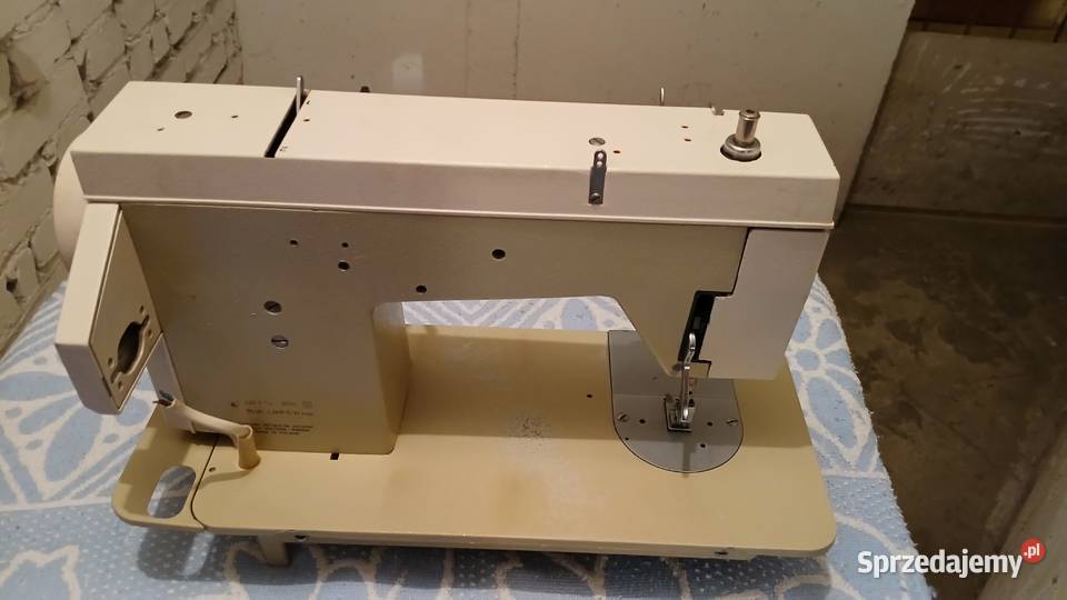 Sprzedam maszynę do szycia Łucznik