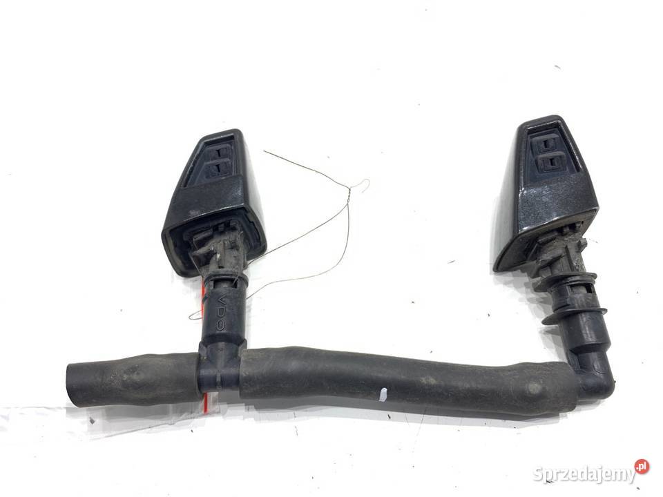 SPRYSKIWACZ REFLEKTORA LEWY PRZÓD BMW E83 SUV Spryskiwacze reflektorów