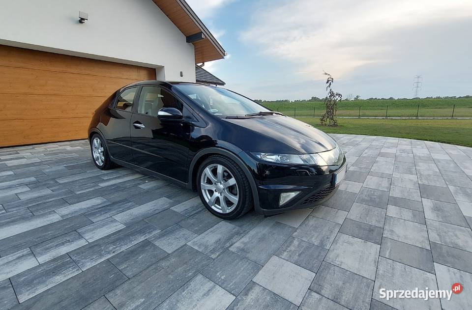 Honda Civic 18 iVTEC Executive oryginalny lakier radio Niedomice