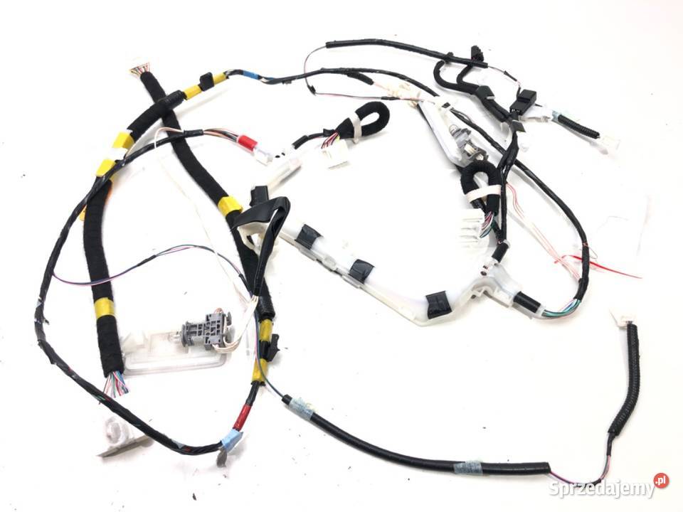 WIĄZKA KLAPY LEXUS GS 8217130J50 25 181 PRZEWÓD