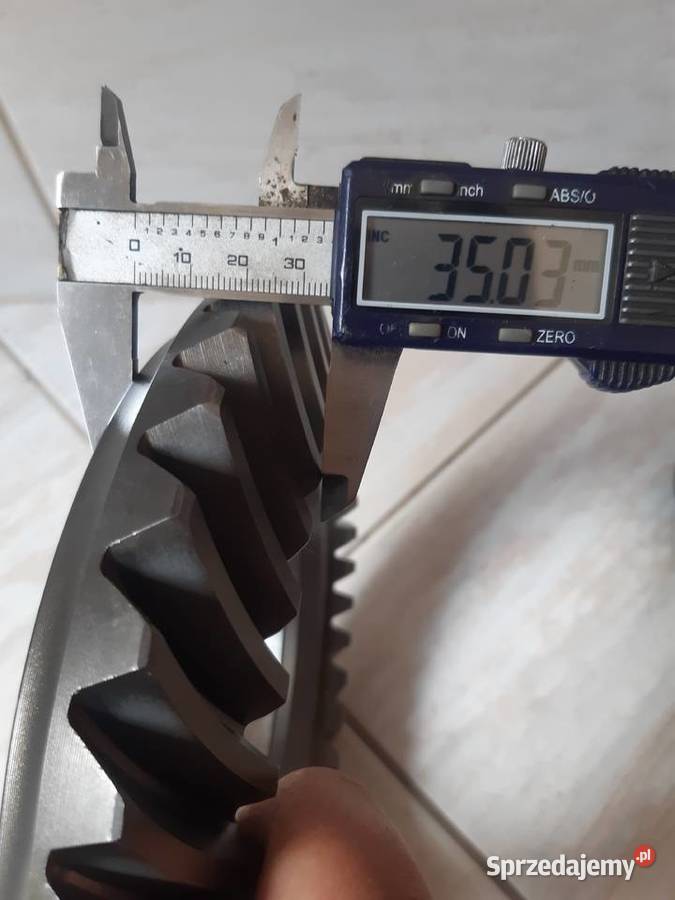 3611 koło talerzowe i wałek atakujący Mercedes Częstochowa