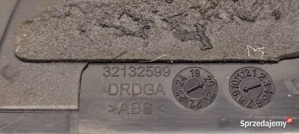 VOLVO XC40 LISTWY PROGOWE KOMPLET RECHARGE