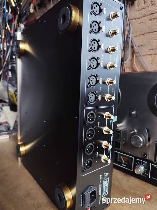 przedwzmacniacz C2860 PLUS