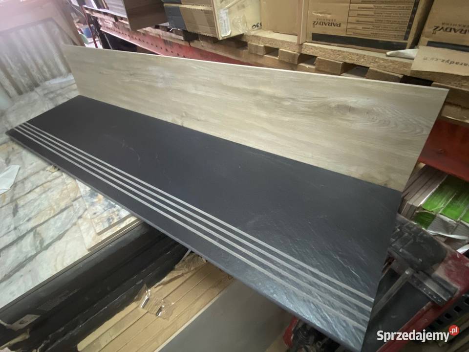Gres schodowy 30x120 czarny podstopnica Zakopane