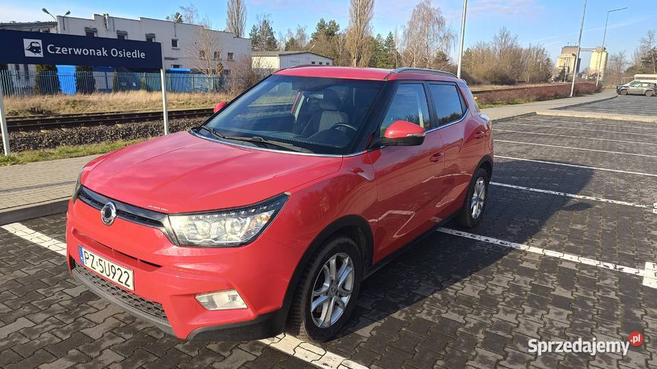 Ssangyong Tivoli 4wd 16 exdi ze Szwajcarii manualna Czerwonak