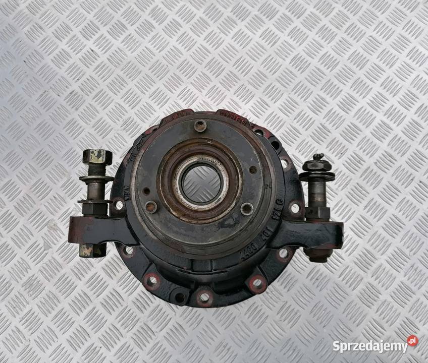 Obudowa mechanizmu Massey Ferguson nieuszkodzony Części zamienne Zajęczniki