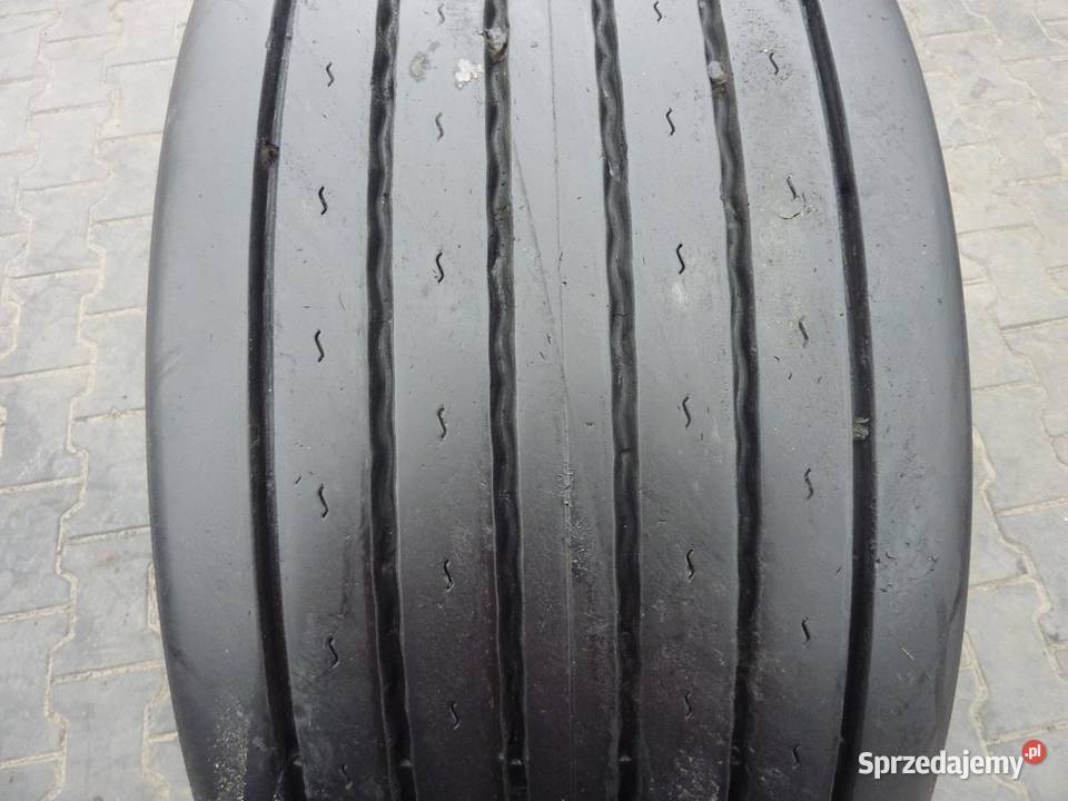 Opona używana ciężarowa 43550R195 KUMHO KLT03 Zaścianki