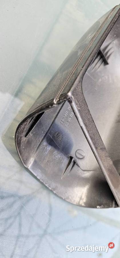 Obudowa lusterka lewego mercedes w202 2028110160 Rok produkcji 1993 Zbąszyń