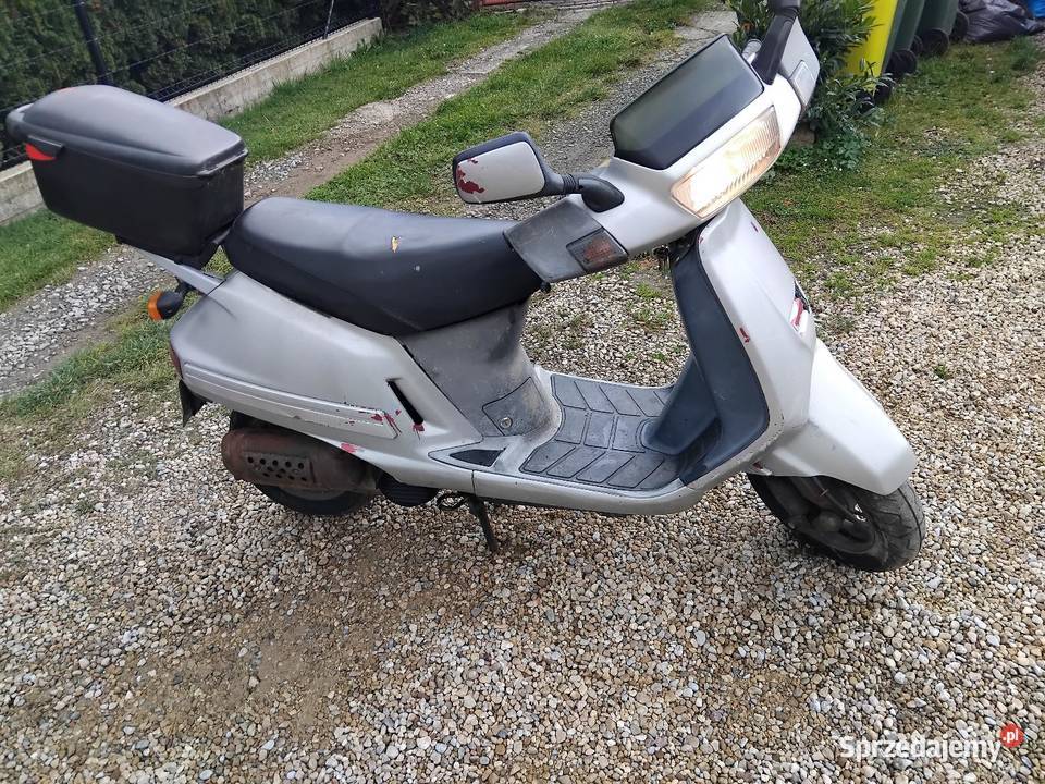 Skuter Peugeot Sv 125 2t zarejestrowany kupiony w Polsce Konina